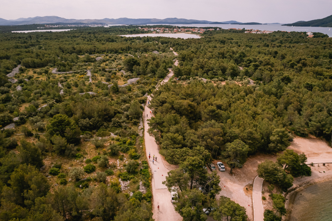 Spektakl u Šibeniku: Pivska milja je bila kao Woodstock, polumaraton završili i brojni Šibenčani