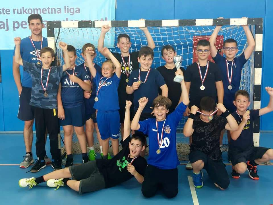 Mladi rukometaši šibenskog Adriatica osvojili drugo mjesto