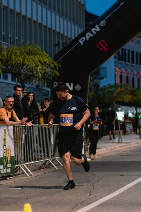 Spektakl u Šibeniku: Pivska milja je bila kao Woodstock, polumaraton završili i brojni Šibenčani