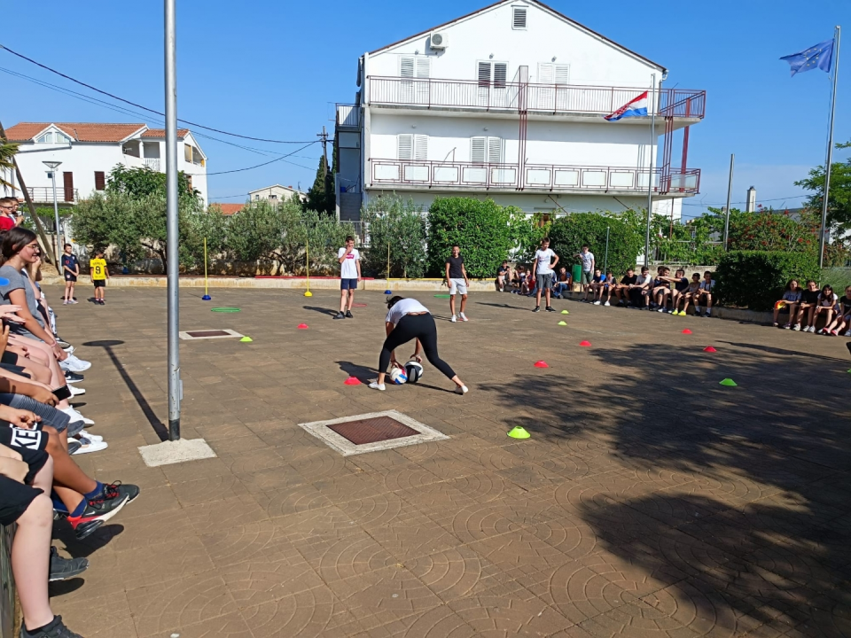 Osnovna škola Pirovac proslavila Dan škole  