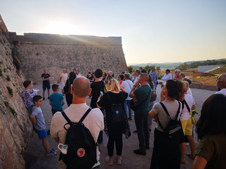 Šibenčani su danas dobili odgovor na pitanje što je sve zasađeno na sv. Ivanu