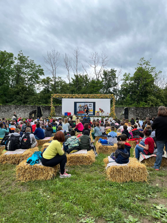 Na bajkovitom festivalu u Ogulinu sudjelovali i predstavnici iz naše županije