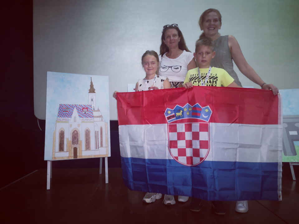 Drugaši iz Brodarice na Erasmusu na Siciliji: Keramičarske radionice, najveće kazalište u Italiji, Cefalù...