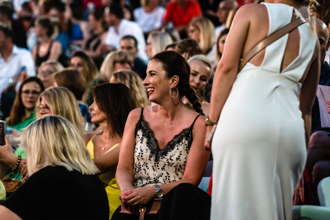 Nina Badrić šibenskoj publici nije priredila čarobno jutro, ali zato večer je