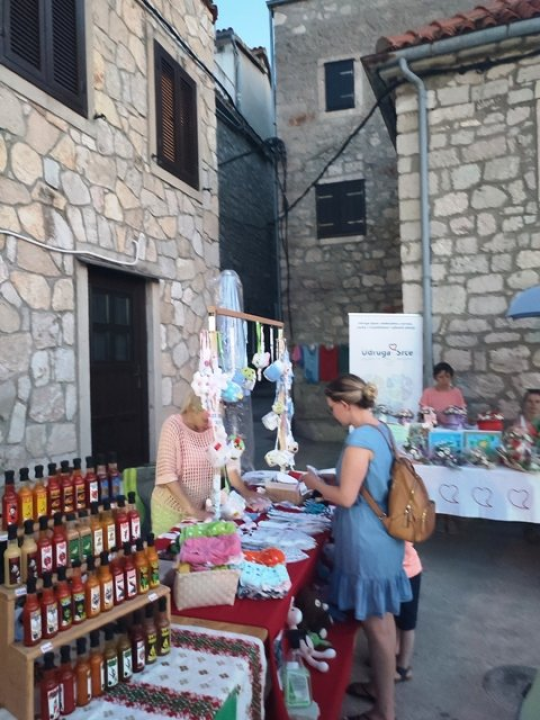 Najbolje iz Zagrebačke županije: Dvadeset OPG-ova, obrta, kućnih radinosti… predstavilo se u Tribunju 