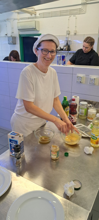 Polaznici POU Šibenik uspješno završili program prekvalifikacije za kuhare, konobare, pekare i slastičare!