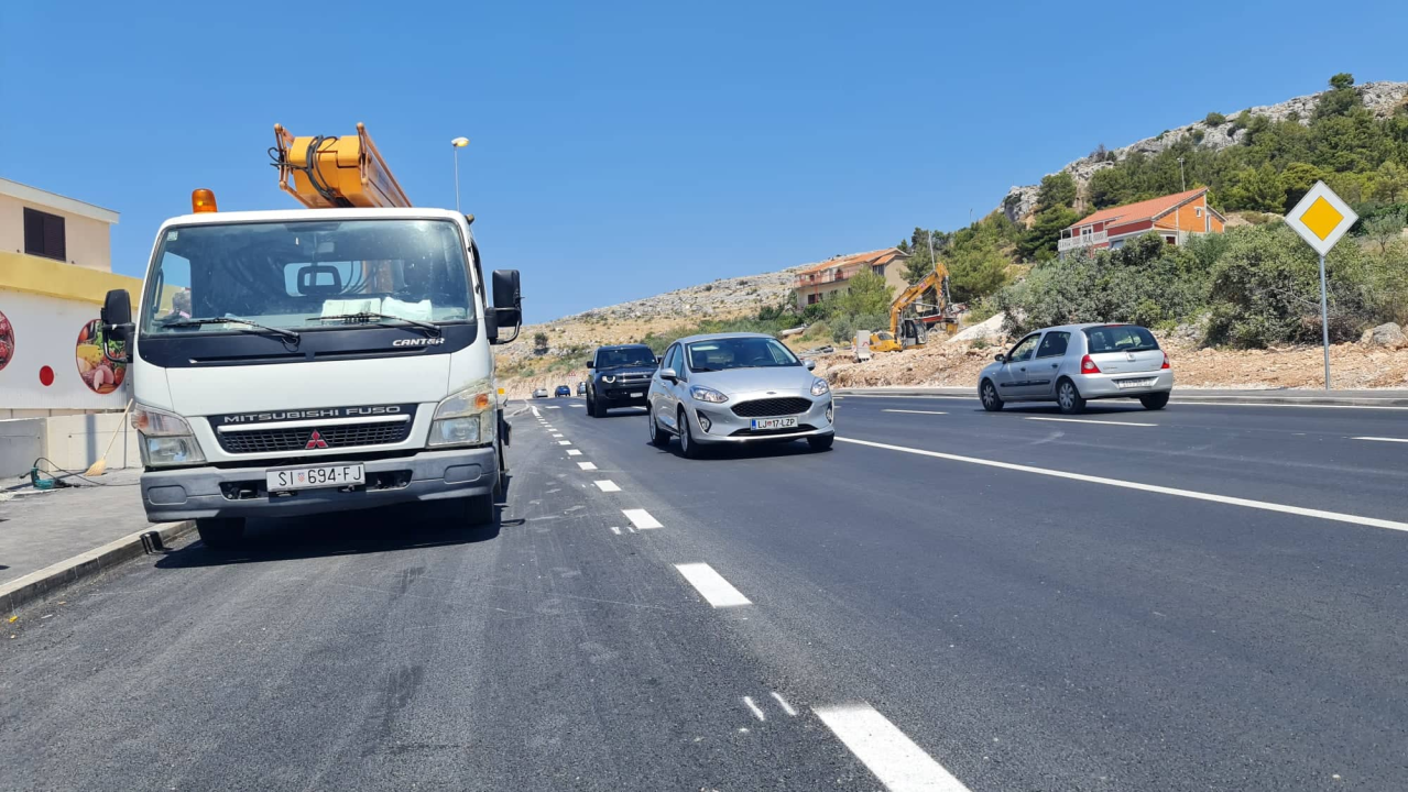 Gotove muke po mještanima Žaborića: Rekonstruirana dionica magistrale napokon bez semafora, promet teče normalno