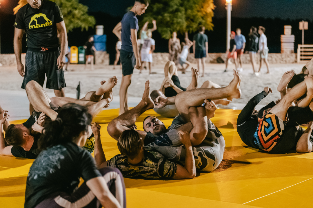 Rio de Janeiro ili Šibenik? Romantični zalazak uz poluge i gušenja na Banju