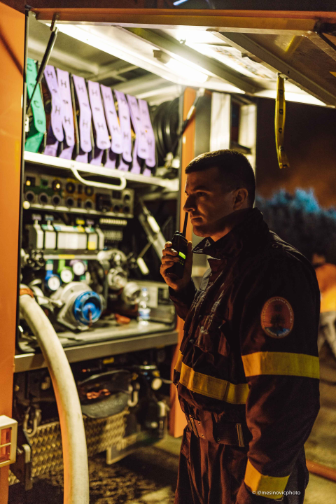 Fotogalerija i video: Bitka s vatrom u Zatonskoj ulici koja spaja Zaton i Benkovačku cestu