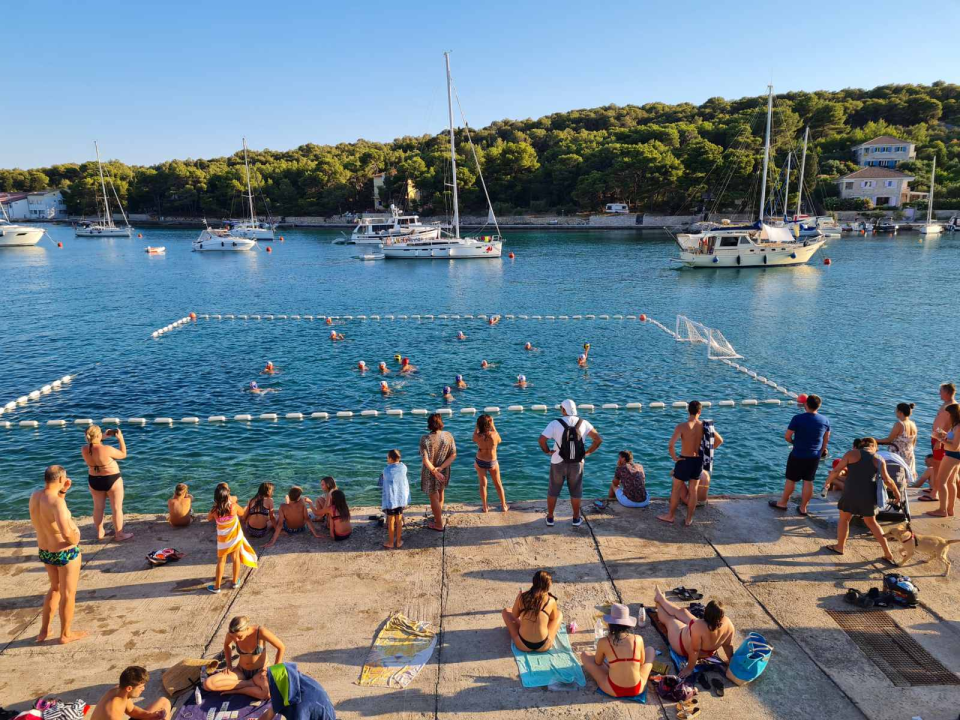 Osnovan vaterpolski klub Prvić: 'Dica su oduševljena, žele treninge svaki dan!'