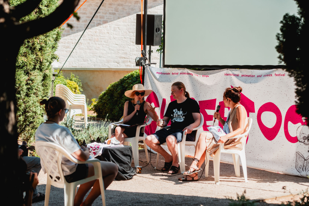 Jutra na Supertoon festivalu rezervirana su za razgovore s autorima u debelom hladu đardina