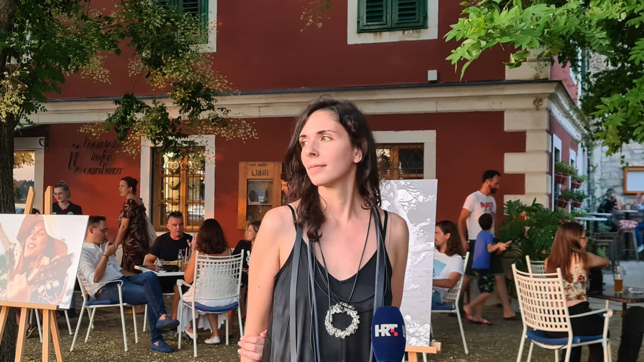 Arsen više nije među nama, ali njegovo djelo živi: Fotografi pokazali kako oni vide 'Djevojku iz moga kraja'