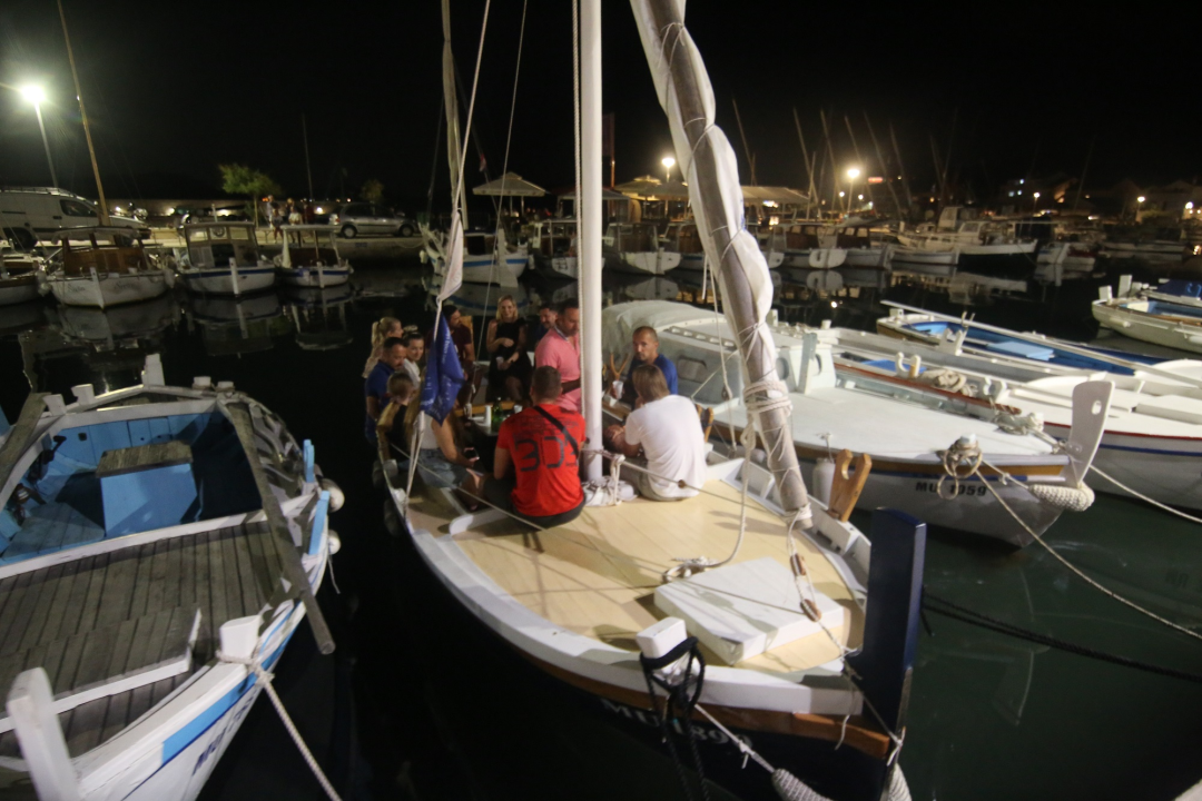 Završila je 20. Regata za dušu i tilo, Betinjani feštali uz Karana