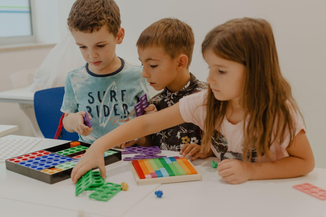 Smatrate da je znanje ulog za uspješnu budućnost? Upišite dijete u školu Malac Genijalac! 