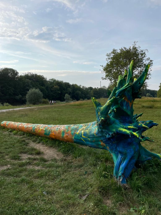 Svi umjetnici oslikavali zid, samo Zvonimir Vila stablo: 'Zakasnio sam'