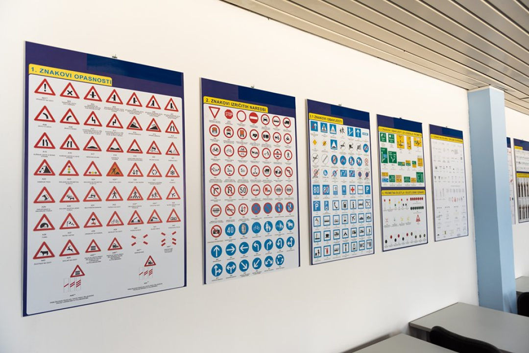 Upišite autoškolu Obavezan smjer i uspješno položite vozački ispit! 