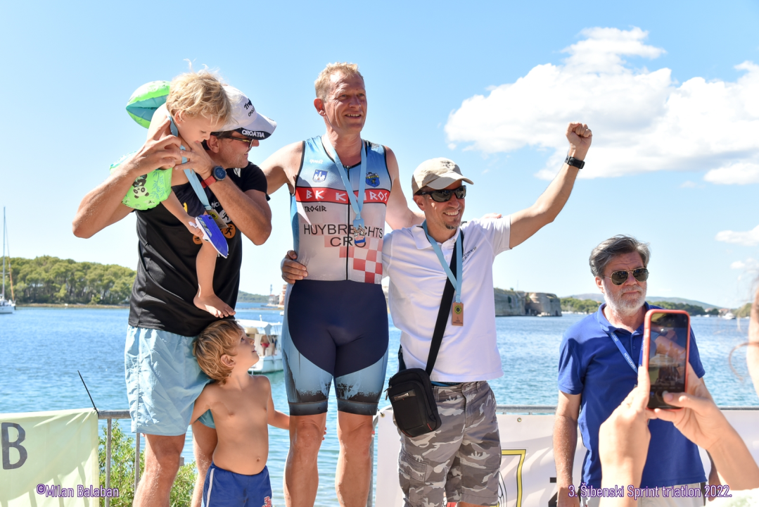 Završen treći po redu Šibenski triatlon u kanalu sv. Ante: Evo tko su pobjednici 