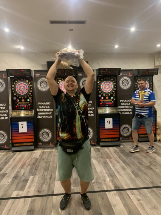 PRŠUT OPEN 2022.: Drniš je bio domaćin najvećeg pikado turnira u Hrvatskoj    