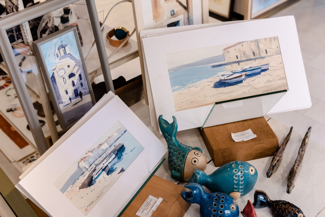 U Galeriju Juraj Dalmatinac stigle zimske kolekcije odjeće i jesenski popusti na slike 