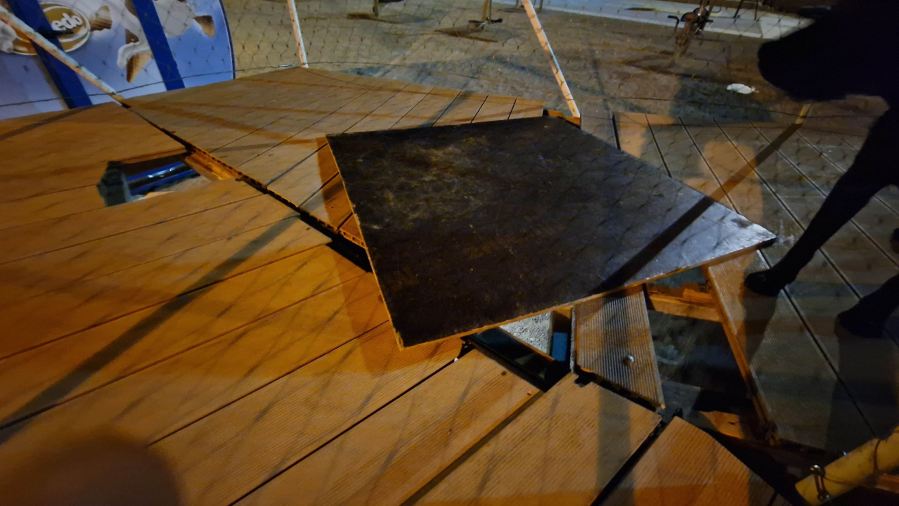 Pristup Banju kao Minesweeper: Treba izbjeći sve rupe kako bi se u komadu stiglo do plaže