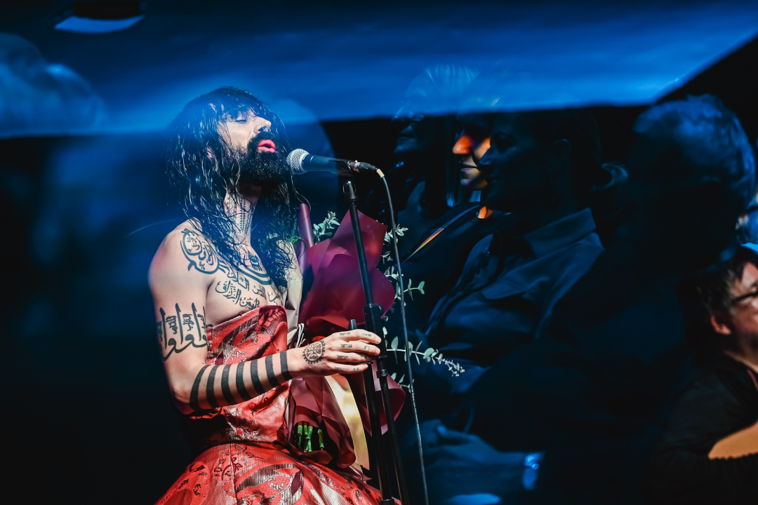 Vrećin glas, gitara i lutnja Edina Karamazova oduševili sinoć Šibenčane u Arsenu