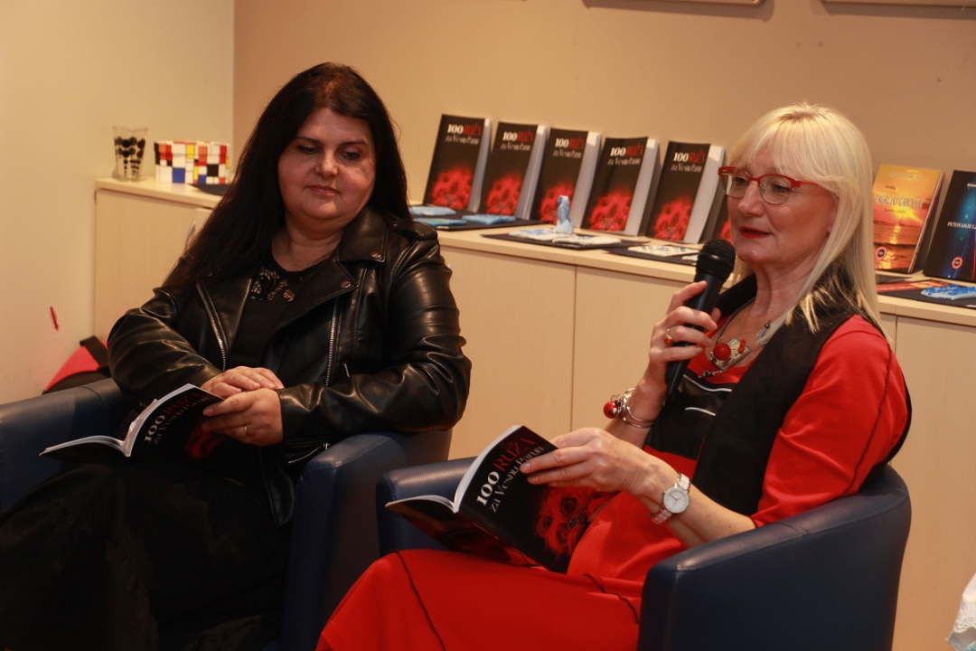 Sto ruža za Vesnu Parun: 'Sinoć je naša najveća poetesa ušetala u tu knjižnicu'