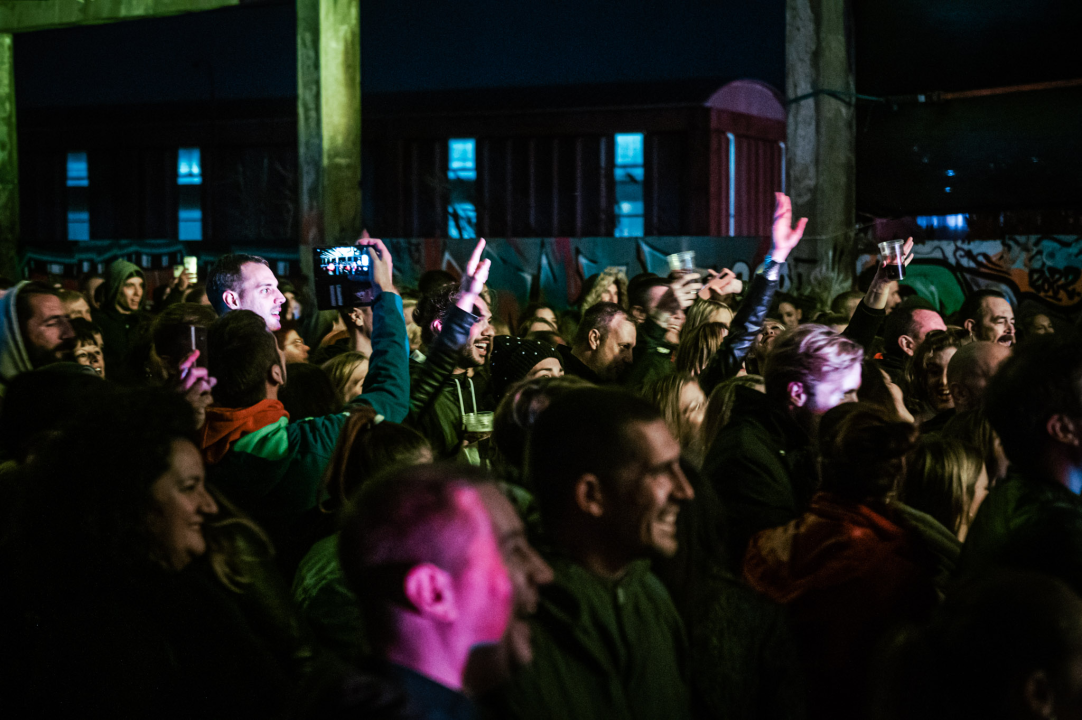 Na Kulturaljci ‘strujale melodije nada generacije’: BluVinil, Jura Stublić, Kuzmu &amp; Shaka Zulu protiv kiše i bure