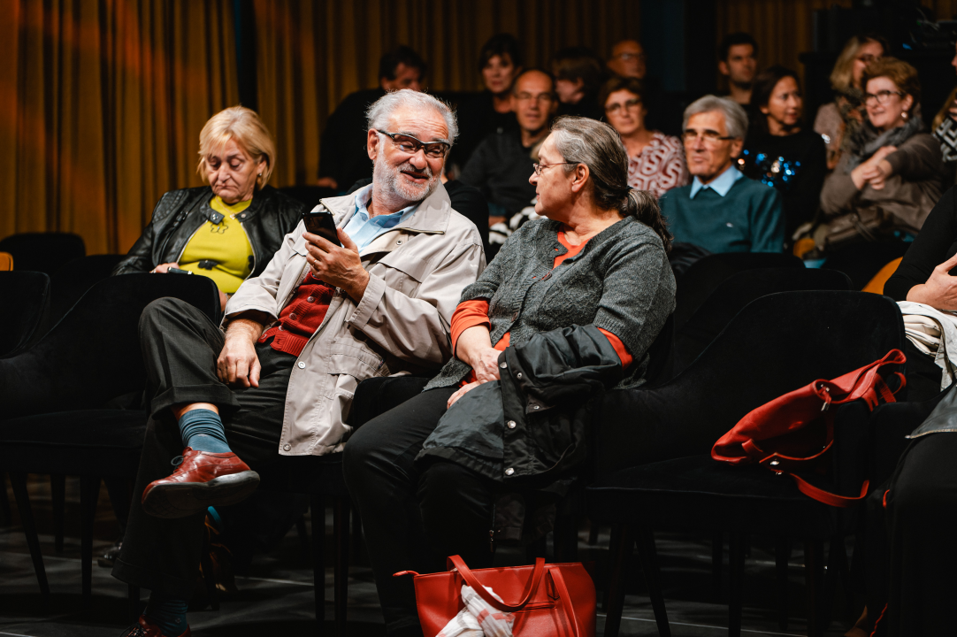 Arsenov prijatelj Zoran Predin u Kući umjetnosti Arsen oduševio glazbom i humorom 