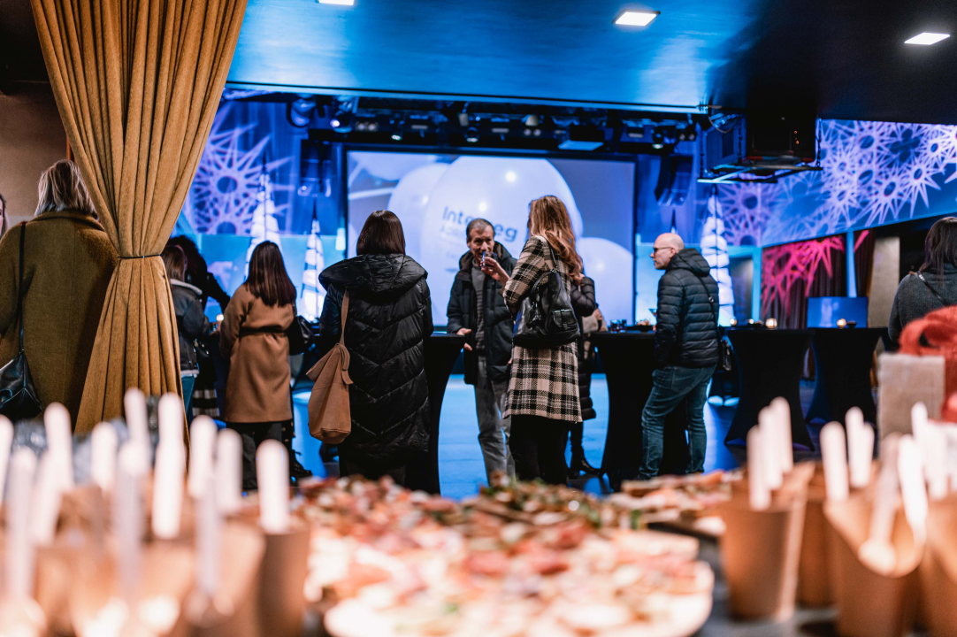 U Kući umjetnosti Arsen božićno druženje Tvrđave kulture: VR igre zaigrao i gradonačelnik!
