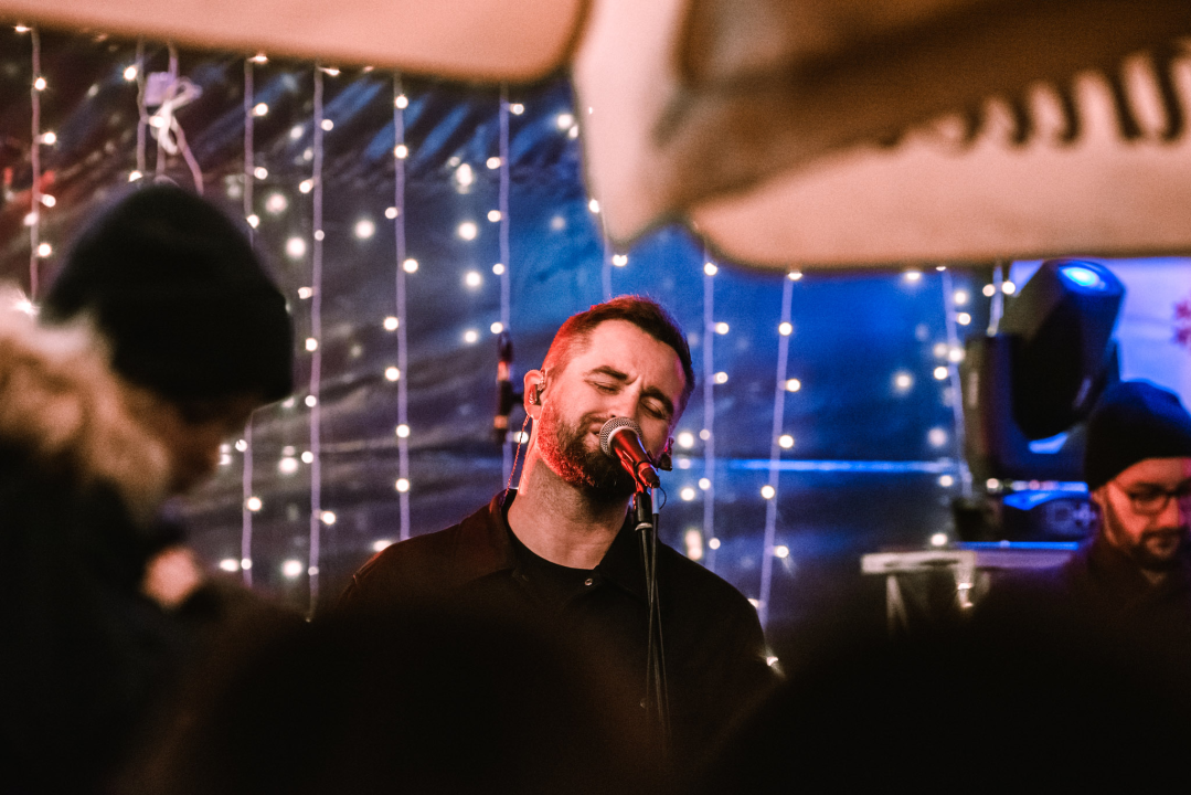 Osjetite duh blagdana u prekrasno uređenom cocktail baru Nautica! 