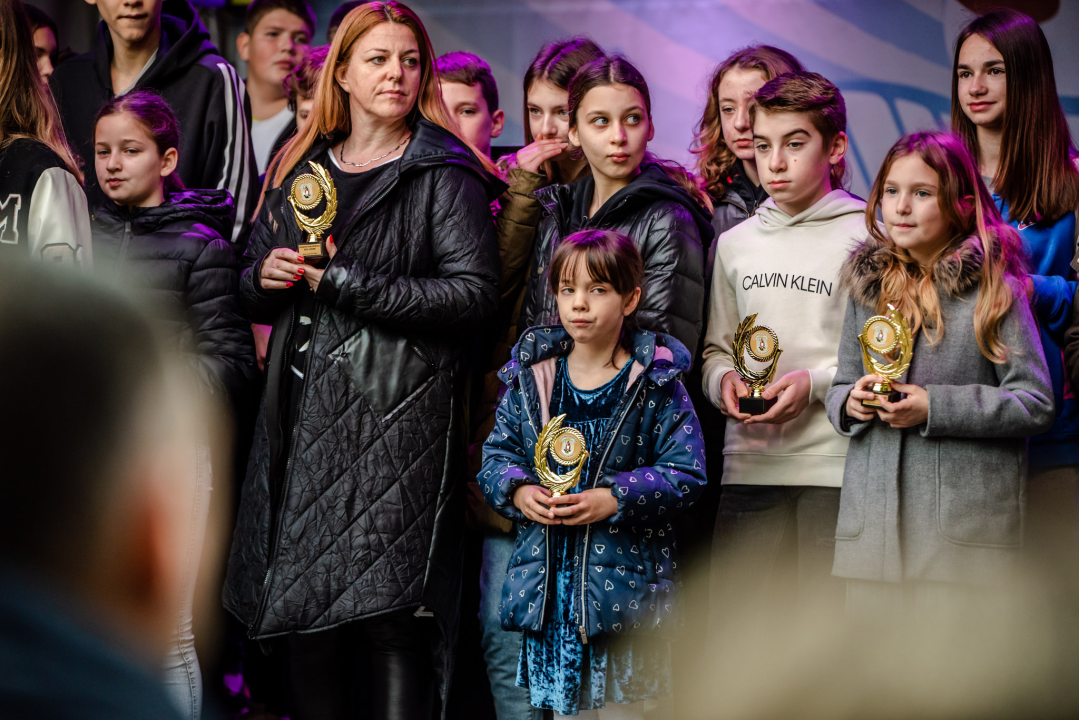 Toni Slavica i Nives Radić, vaterpolisti Solarisa i vaterpolistice Viktorije ovogodišnji su laureati