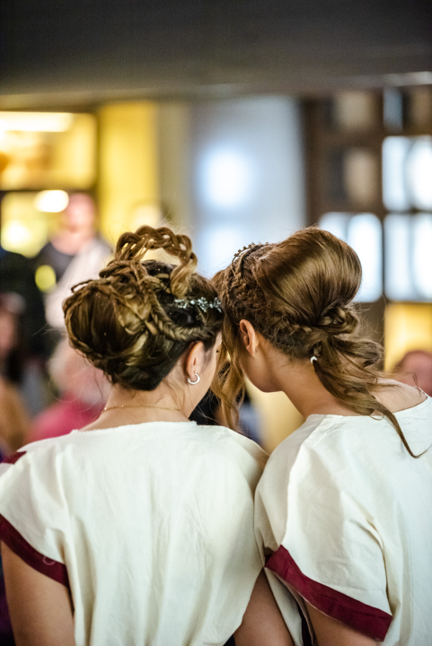 Noć muzeja u Šibeniku: Antikom inspirirane frizure!