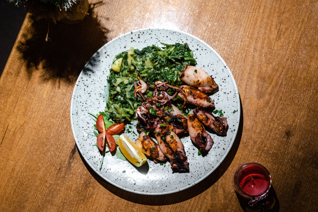 Provedite najromantičniji dan u godini u posebnom ozračju Konobe Brošćica! 