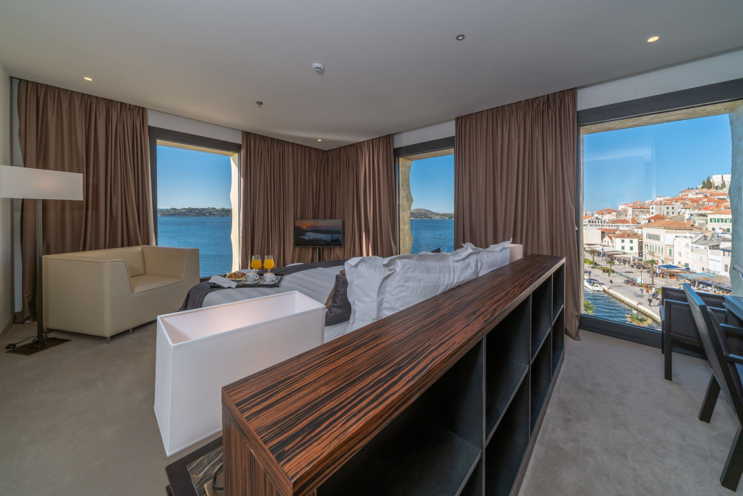 ŠibenikIN časti zaljubljene: Šaljite nam fotke i osvojite vrhunske nagrade!