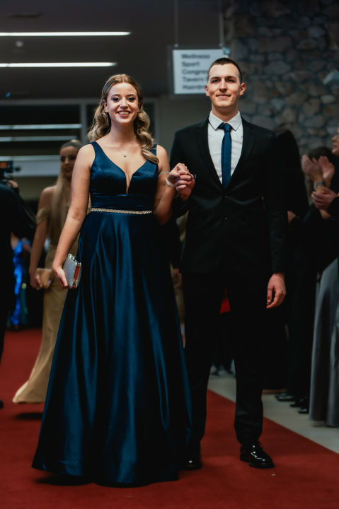 Pogledajte glamurozna izdanja maturanata Medicinske škole (2. dio)