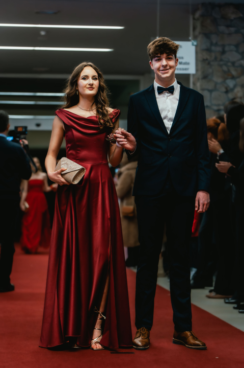 Pogledajte glamurozna izdanja maturanata Medicinske škole (2. dio)