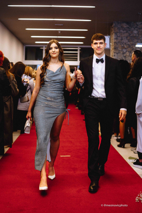 Zavirite na blještavi maturalni ples Tehničke škole Šibenik (1)