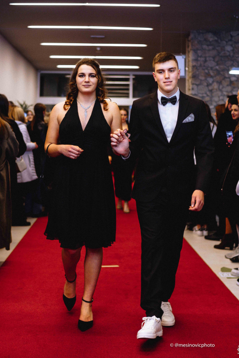 Zavirite na blještavi maturalni ples Tehničke škole Šibenik (2) 