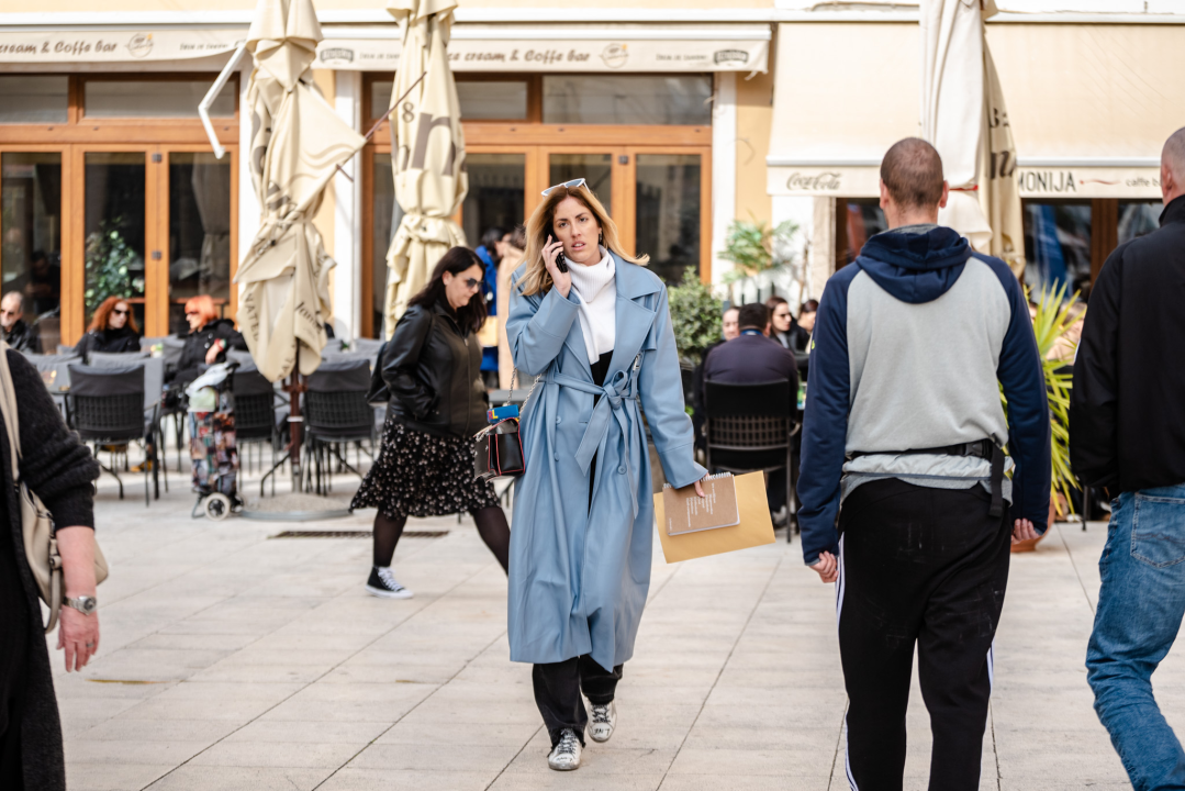 Moderni komadi koji nikad neće izaći iz mode: Evo tko nam je upao u oko ovaj tjedan!