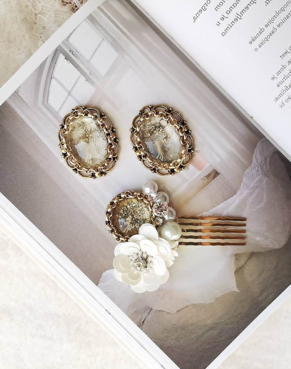 Šibenčanka Antonela izrađuje poseban nakit: 'Cvijeće uvene, ovako vječno živi u ogrlici'