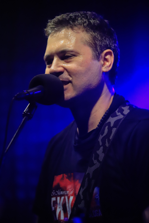 Euforična nostalgija u Šibeniku: Azimutom odjekivali hitovi EKV-a