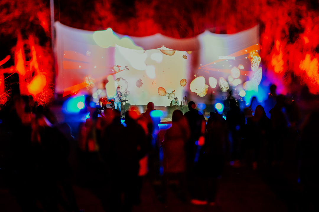 Šibenski vizualni spektakl za zatvaranje Festivala svjetla: Nevjerojatan spoj glazbe, svjetla i pokreta na Tuškancu