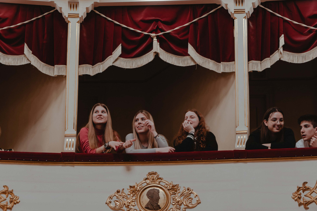 Srednjoškolci deprimirali kazalište s odličnim razlogom: ‘Izašla sam sva zbrčkana’
