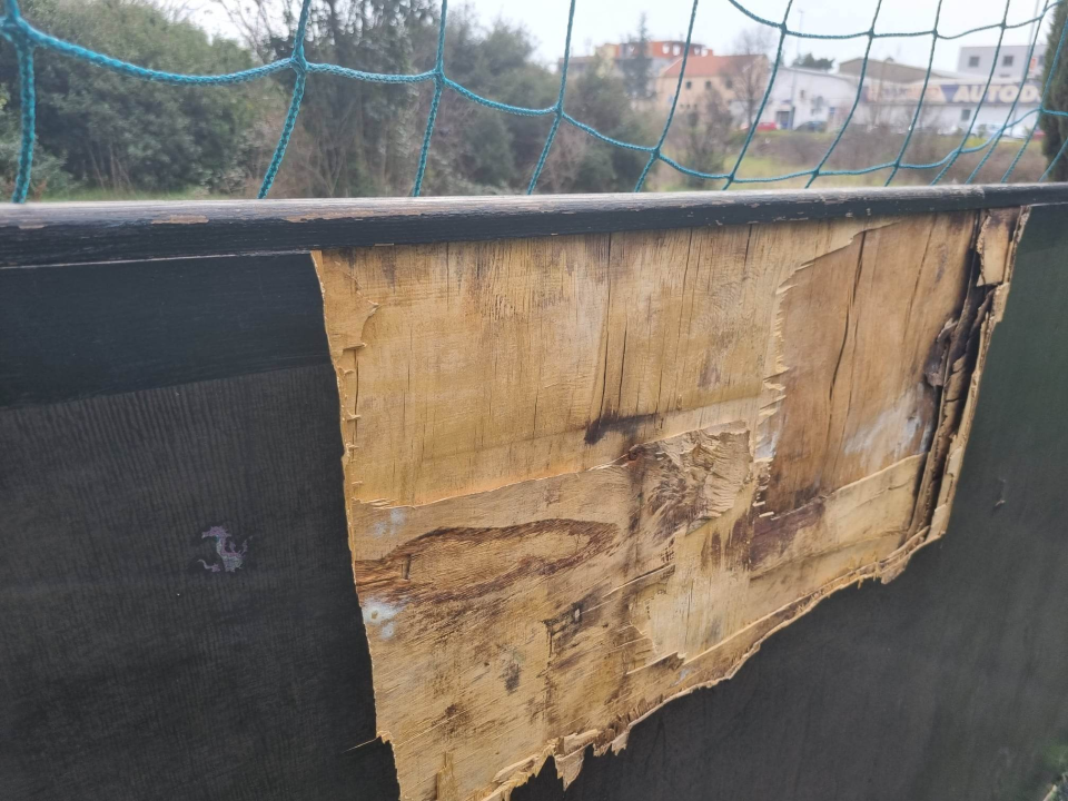 Grad planira kompletnu obnovu nogometnog igrališta na Vidicima, prvo idu sitni popravci   