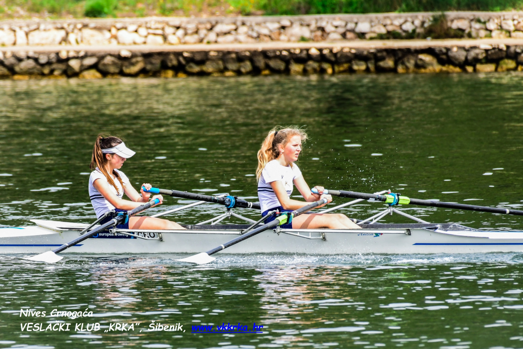 U Zatonu se za vikend okupilo oko 450 sportaša, veslači Krke odlični