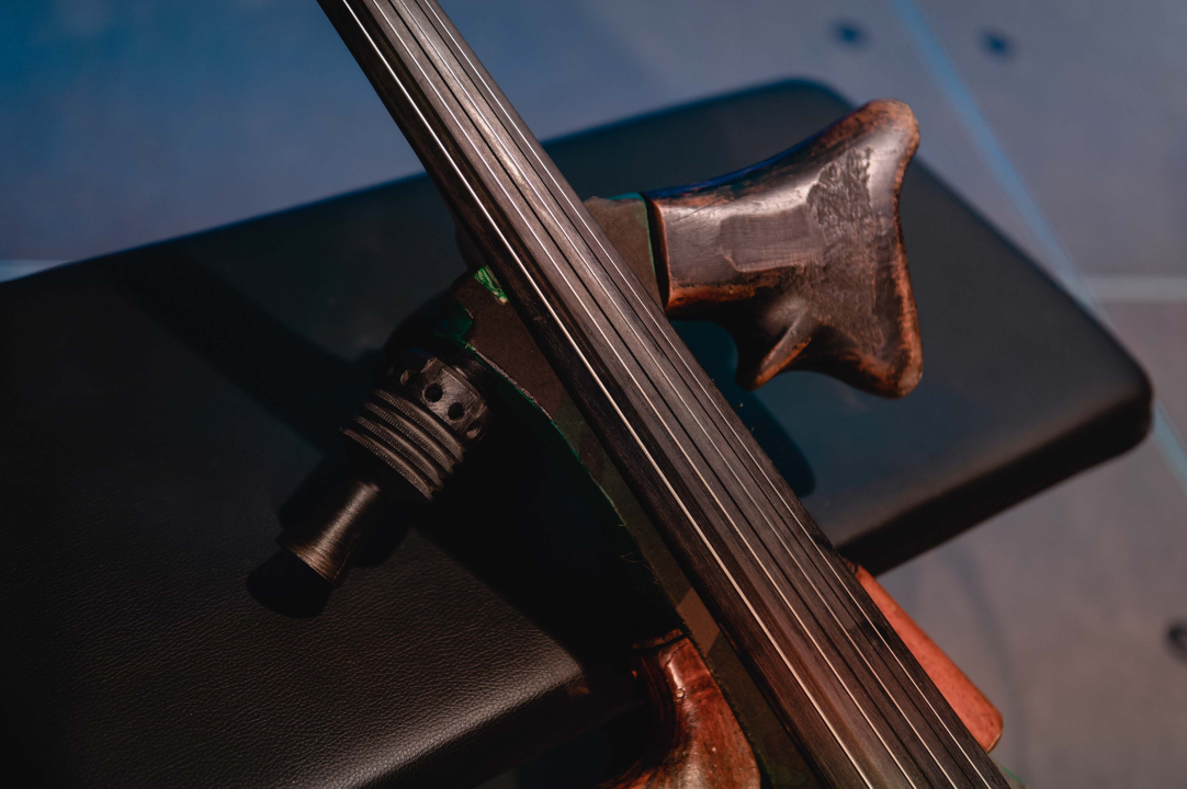 Ana Rucner u Arsenu svirala na violončelu od dragovoljno predanog ilegalnog oružja