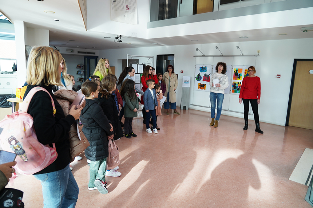 U knjižnici otvorena izložba likovnih i literarnih radova s natječaja 'Mačke'