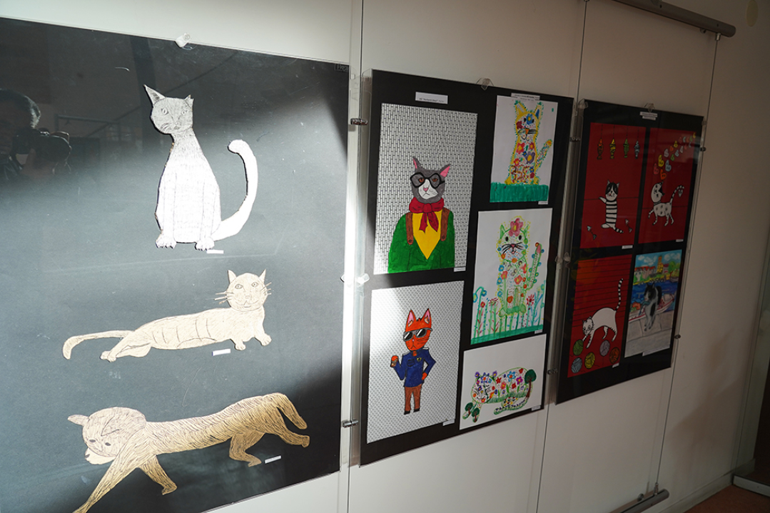 U knjižnici otvorena izložba likovnih i literarnih radova s natječaja 'Mačke'