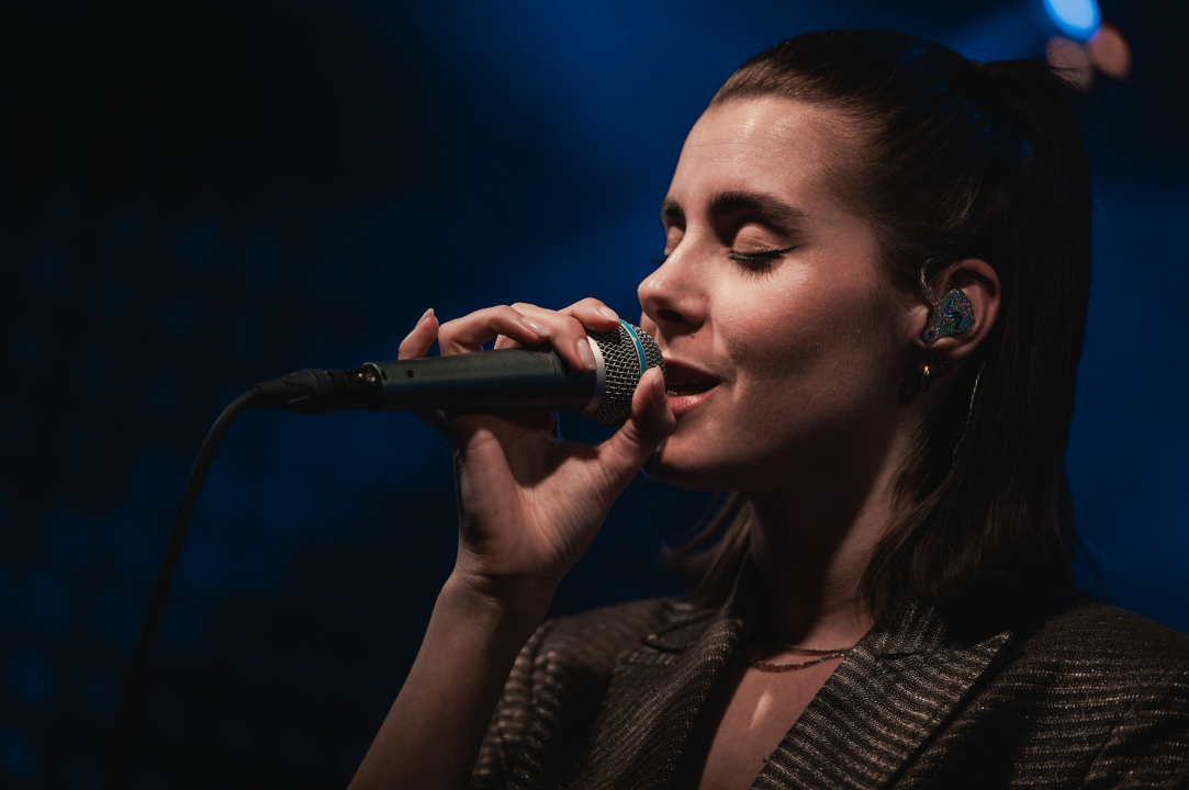 Nika Turković do vrha napunila Azimut na svom prvom nastupu u Šibeniku