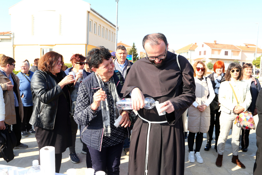 Vjernici Šibenske biskupije na hodočašću u Ninu, Karlovcu, Krašiću i Mariji Bistrici